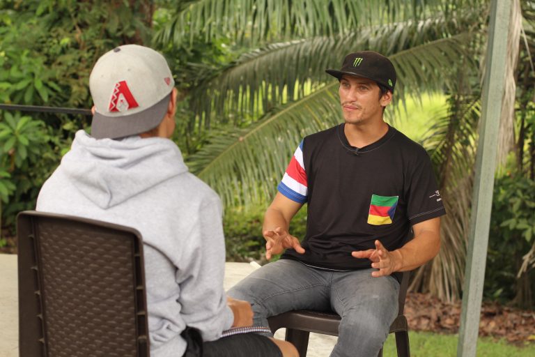 "Mentí con respecto a platas y salarios para perseguir mi sueño" Ñeco Ramírez