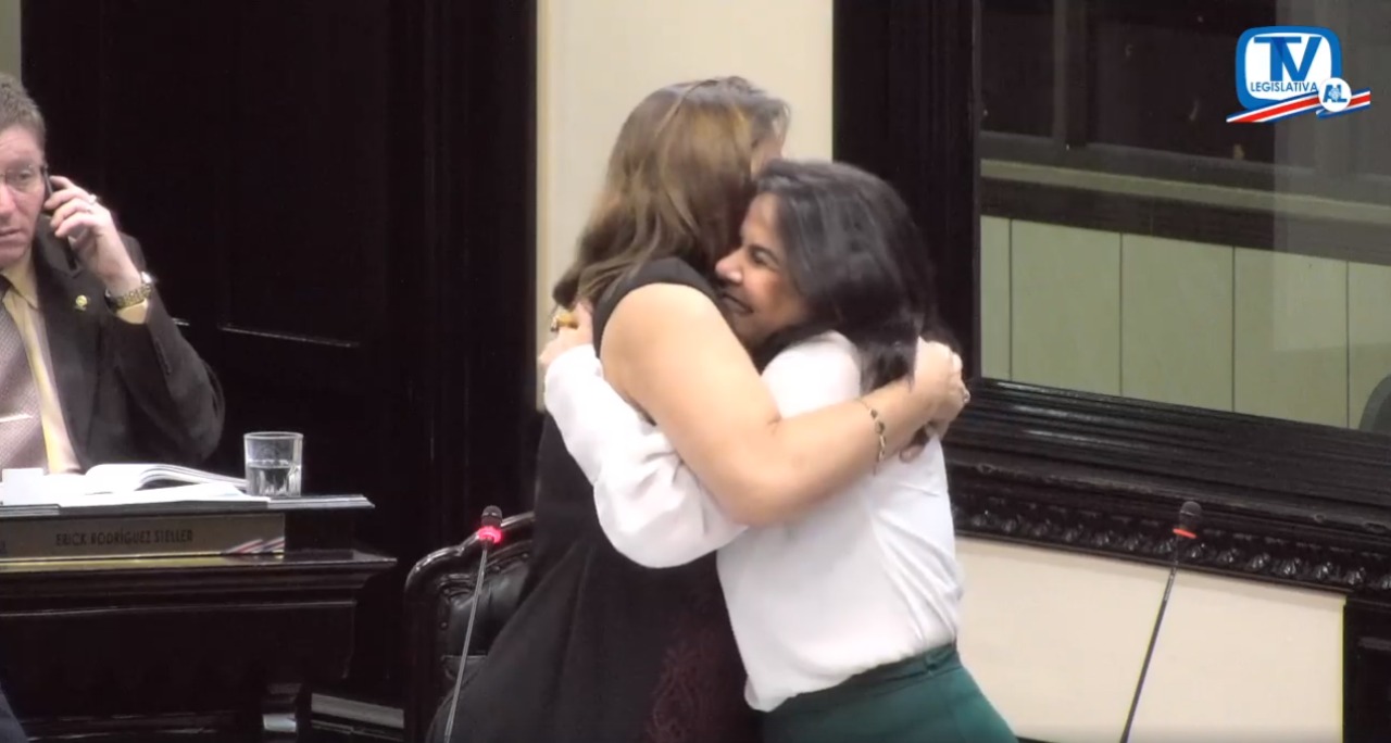 Imagen principal del artículo: Aprobada en segundo debate histórica reforma a Ley de VIH