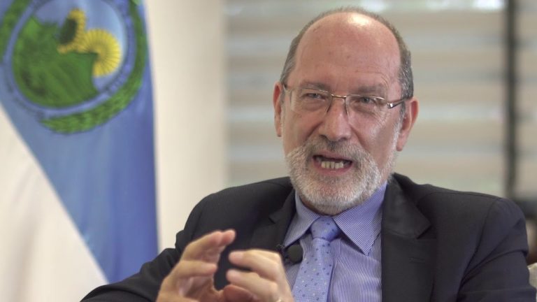 Rector de la UCR adelanta su salida; elecciones están suspendidas por COVID-19