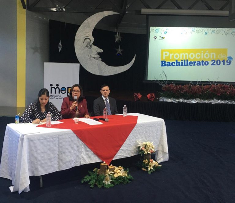 MEP se despide de bachillerato con 89,01% de promoción en últimas pruebas