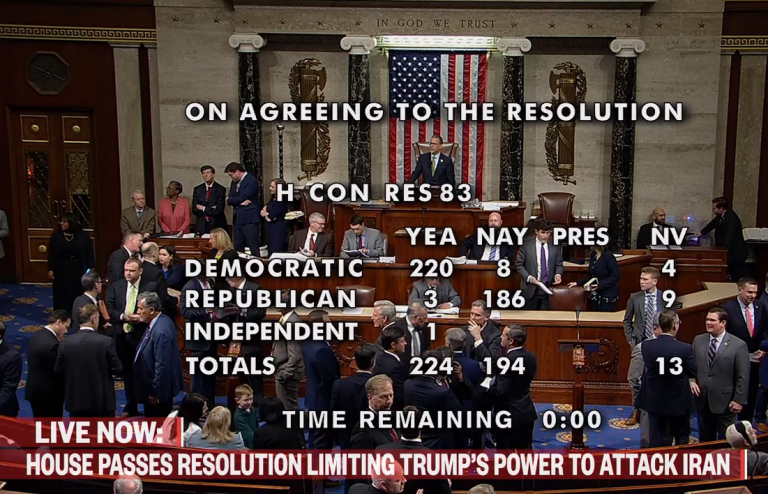 Cámara de Representantes aprueba resolución para restringir acción militar contra Irán