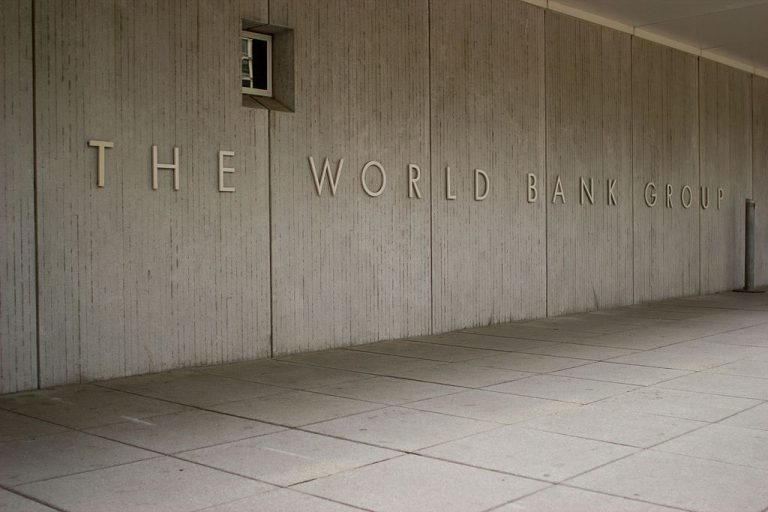 Banco Mundial desembolsó cifra récord para combatir los efectos del COVID-19 y  la crisis alimentaria en Latinoamérica y el Caribe