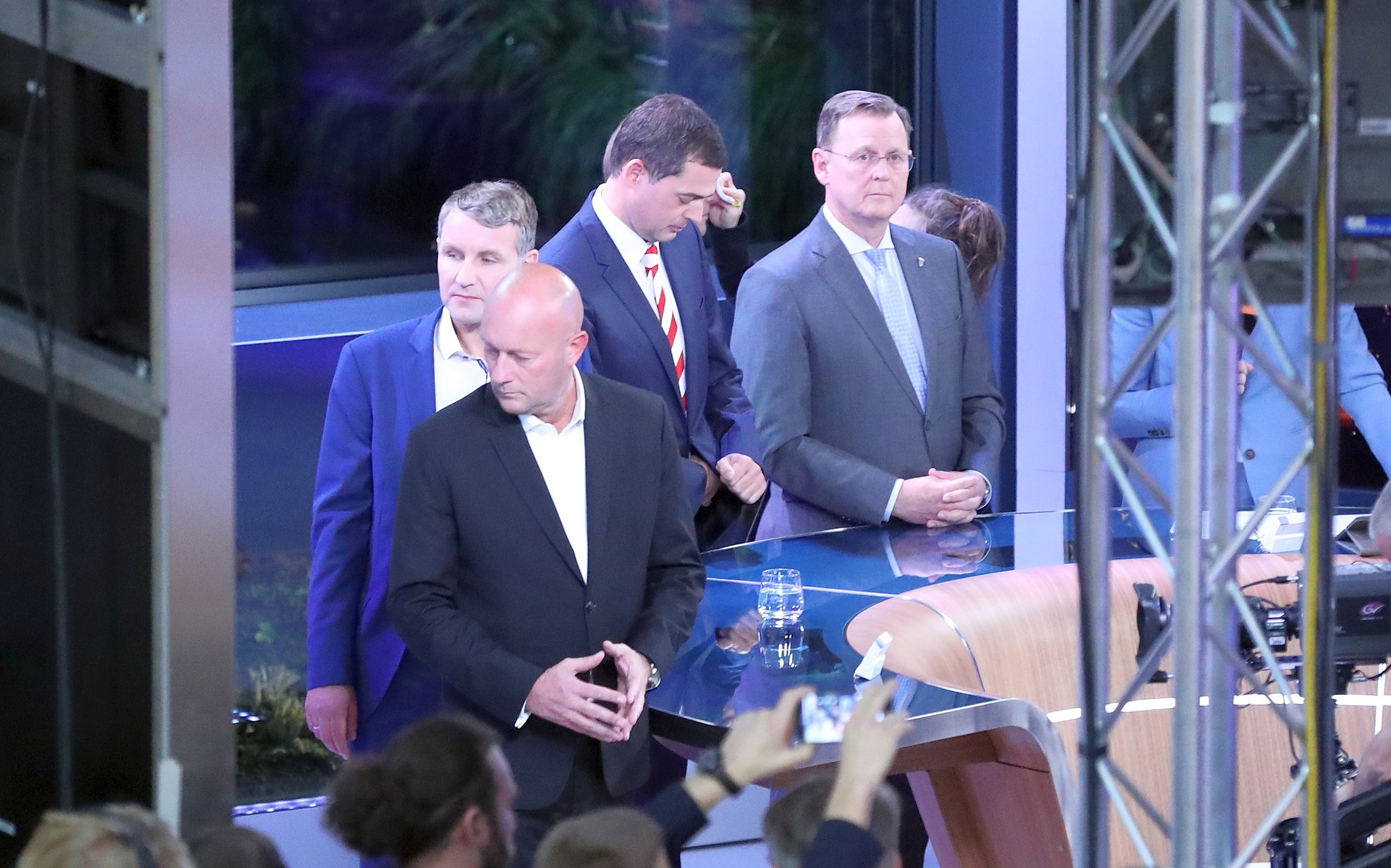 Imagen principal del artículo: Alemania rectifica contra ultras; autoridades de Moscú visitan Venezuela