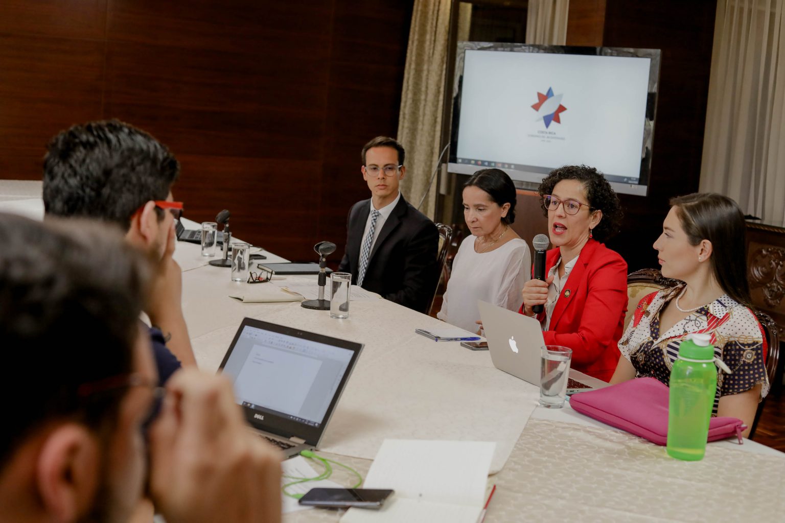 Imagen principal del artículo: Crisis UPAD ahoga a Presidencia