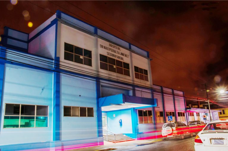 Hospital Max Peralta restringe acceso a visitas para contener expansión de COVID-19