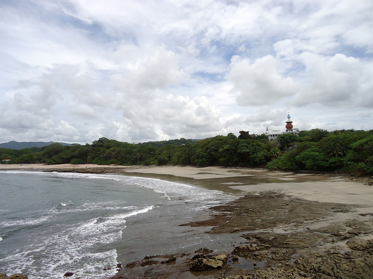 Imagen principal del artículo: Se registra primer detenido por violar cierre de playas