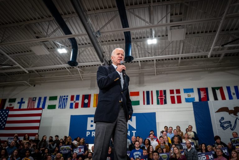 Conflictos políticos everywhere; Biden, talibanes & refugiados