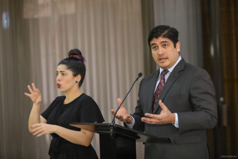 Carlos Alvarado solicita a organismos internacionales ser flexibles ante situación fiscal