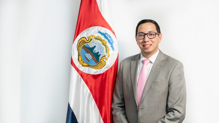 Renuncia viceministro de Planificación que firmó decreto que creó la UPAD