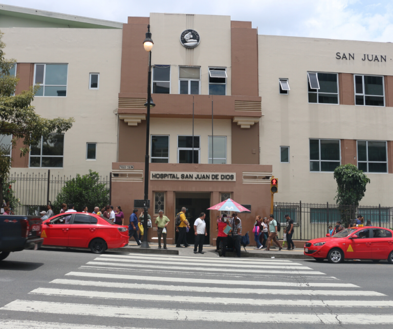 Hospital San Juan de Dios contará con psicoterapia asistida por animales