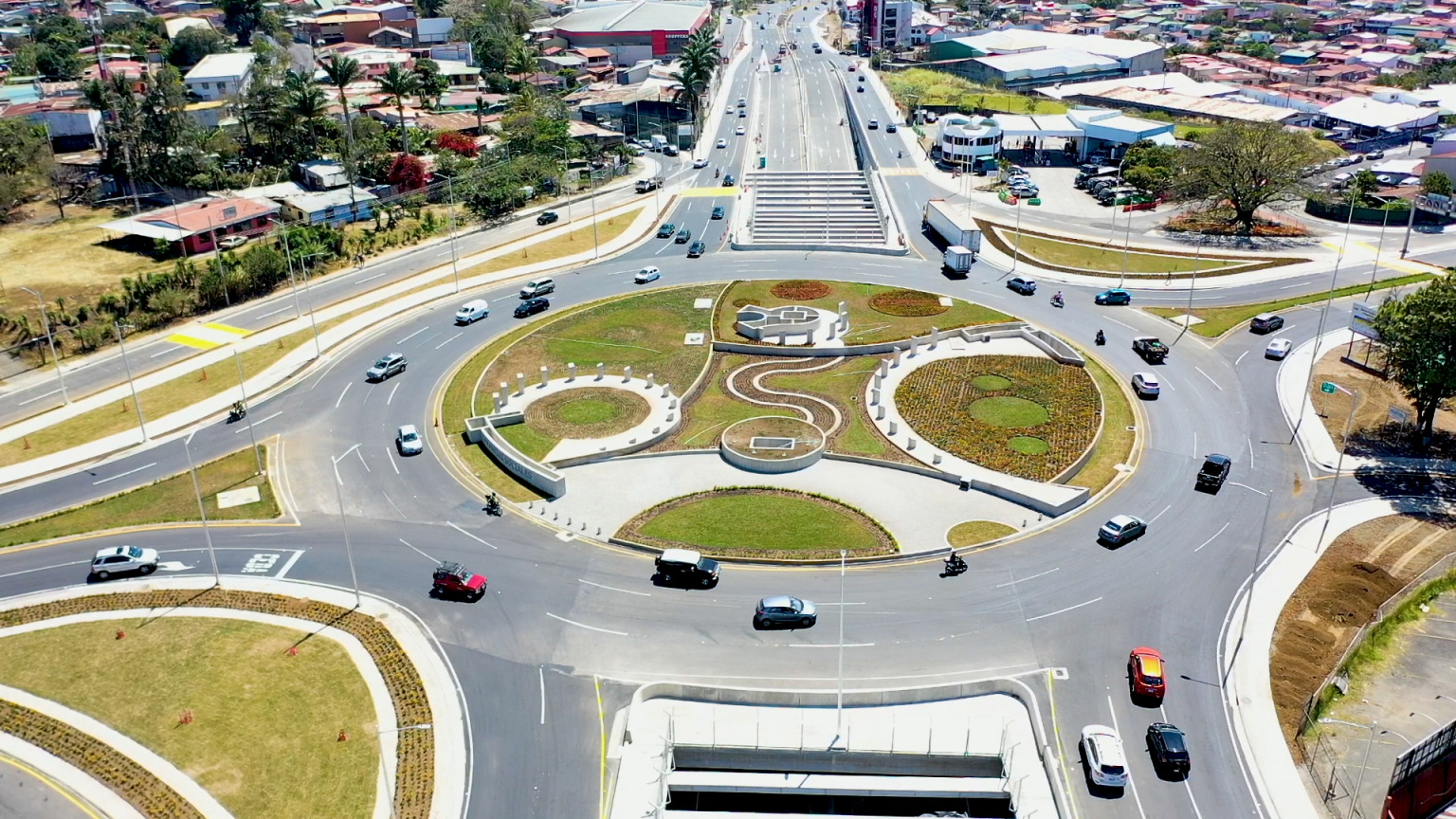 Imagen principal del artículo: Gobierno inauguró nuevo viaducto de las Garantías Sociales