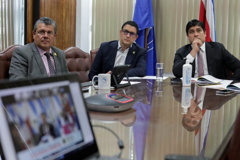Centroamérica, menos El Salvador, se une para combatir el COVID-19