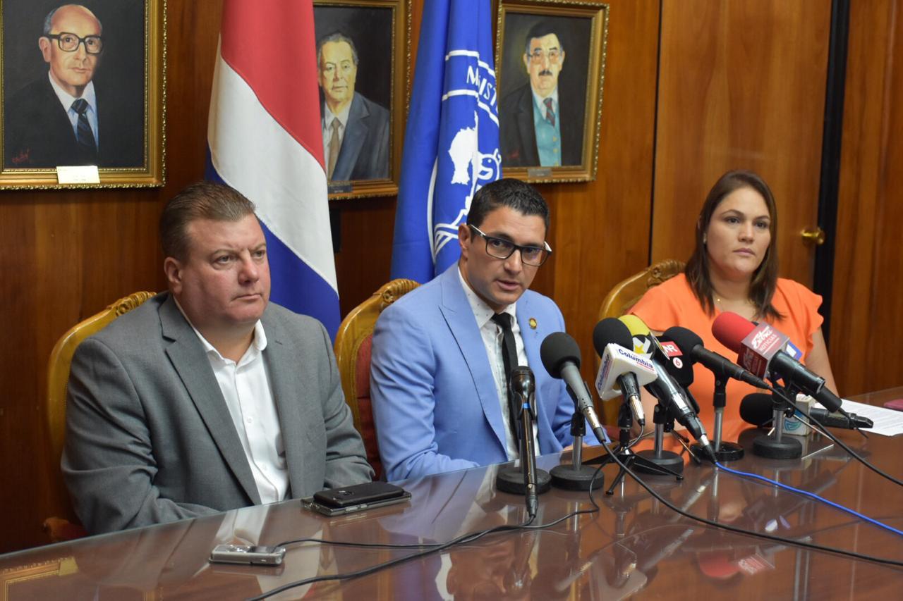 Imagen principal del artículo: Costa Rica se prepara para el COVID-19; Empresarios piden pasar la página UPAD