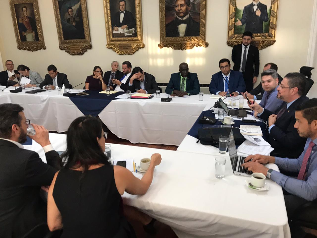 Imagen principal del artículo: COVID-19: Resumen del martes