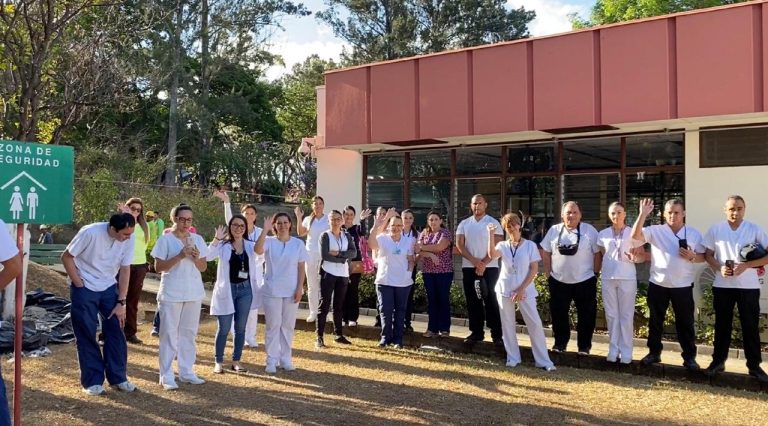 1350 personas trabajarán en hospital especial para pacientes con COVID-19