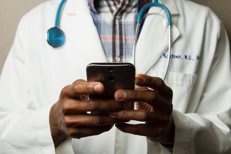 COVID-19 y la consulta médica remota:  aspectos legales a considerar