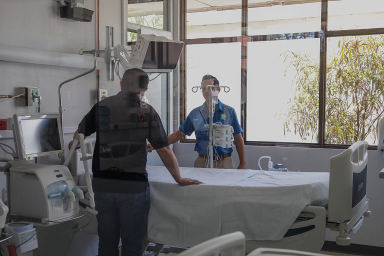 Actividad familiar en Alajuelita deja 10 infectados con COVID-19; uno de ellos está hospitalizado