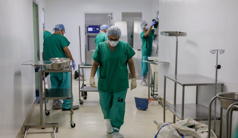 La salud y su enseñanza no son mercancías