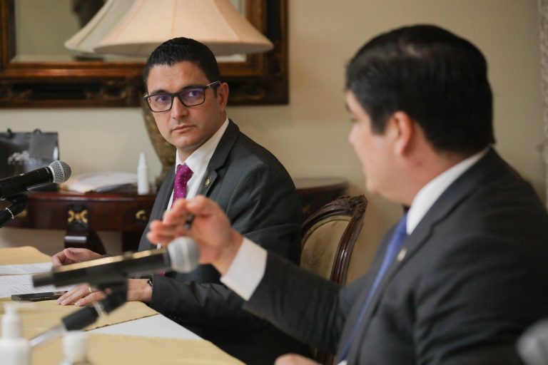 Costa Rica reduce horario de restricción vehicular, reabrirá playas y algunos parques nacionales