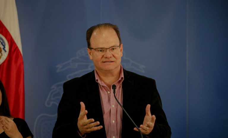 Hacienda se compromete a recortar 150.000 millones en enero para evitar mociones de recorte al presupuesto 2021