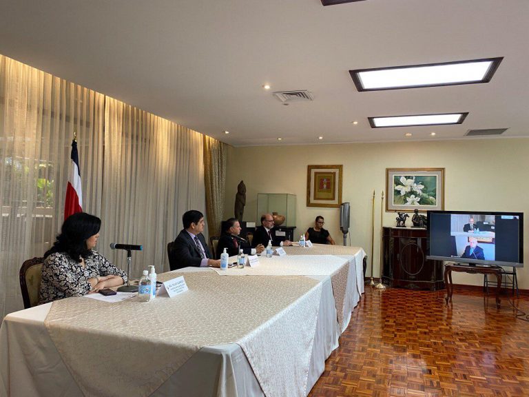 Presidente Alvarado: "Yo se lo dije a la Caja: No hay plata"