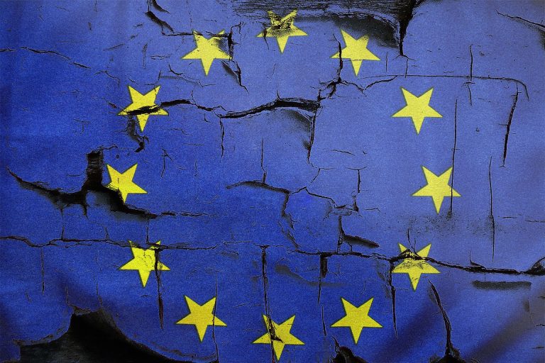 Alemania veta a Hezbolá; PIB de la zona euro en caída libre