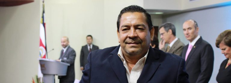 Procuraduría acusa al alcalde de Parrita y dos funcionarios más de aceptar dádiva en viaje a España