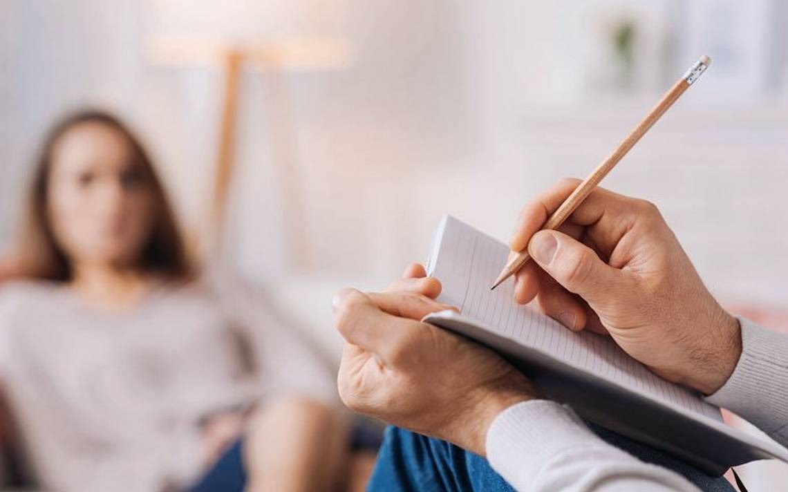 Imagen principal del artículo: COVID-19: ¿Necesita ayuda psicológica? Llame al 1322