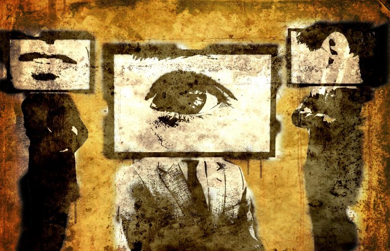 Vigilancia permanente y saturación neuronal ¿Se inventa un nuevo derecho penal del pensamiento? 