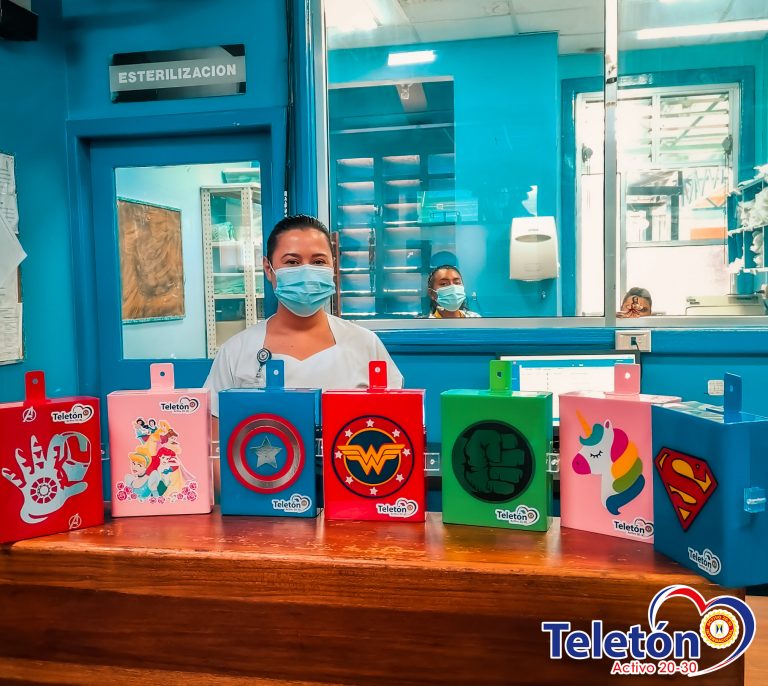 “Cajas de Poder Teletón”: los superhéroes animarán a los menores en sus internamientos hospitalarios