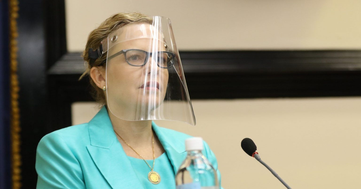 Imagen principal del artículo: Crespo se sostiene, tren eléctrico en veremos