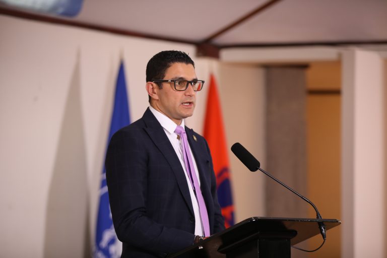 Daniel Salas: "La dexametasona solo debe ser aplicada bajo indicación médica"