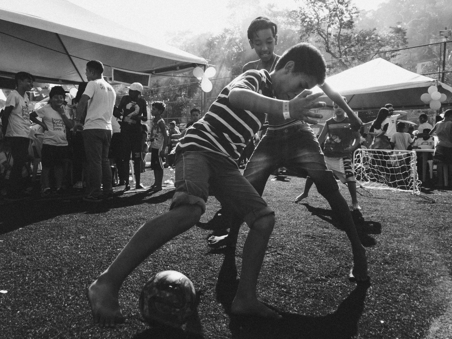 Imagen principal del artículo: El marcado racismo latente en el fútbol costarricense