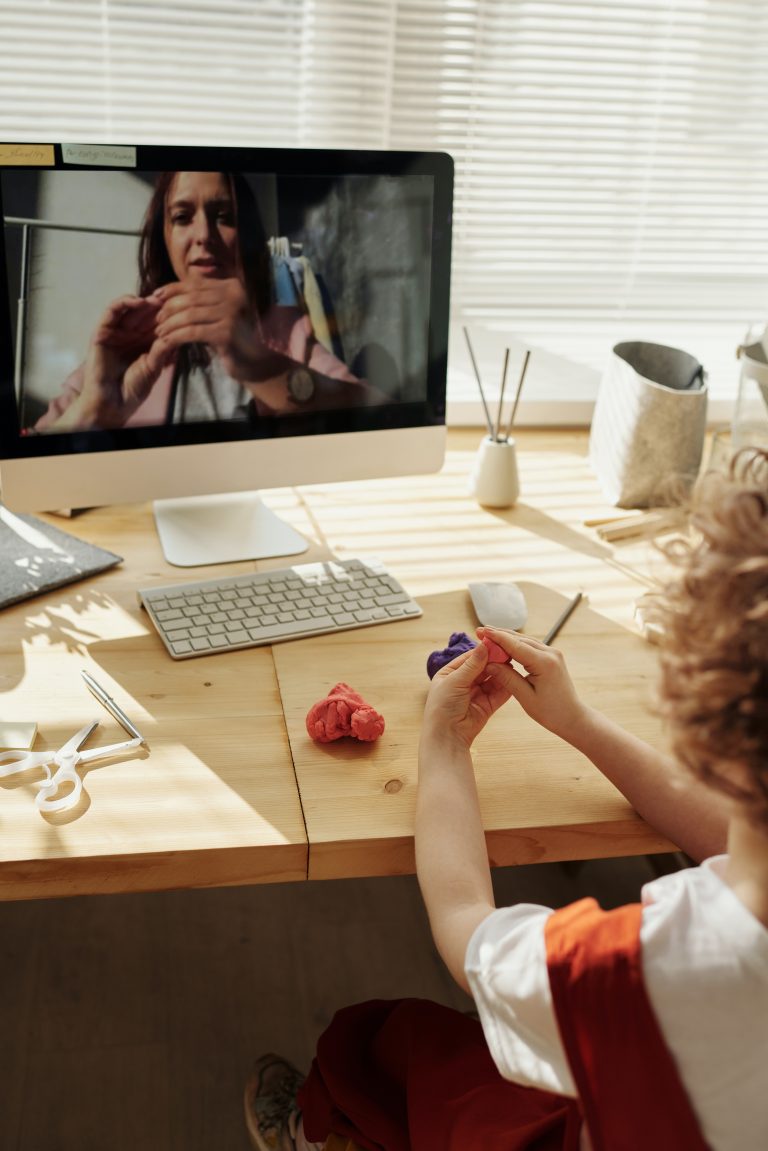 Virtual Lessons during the Coronavirus Outbreak