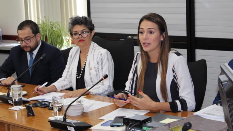 Diputada María José Corrales: "La política tiene al deporte en segundo plano"