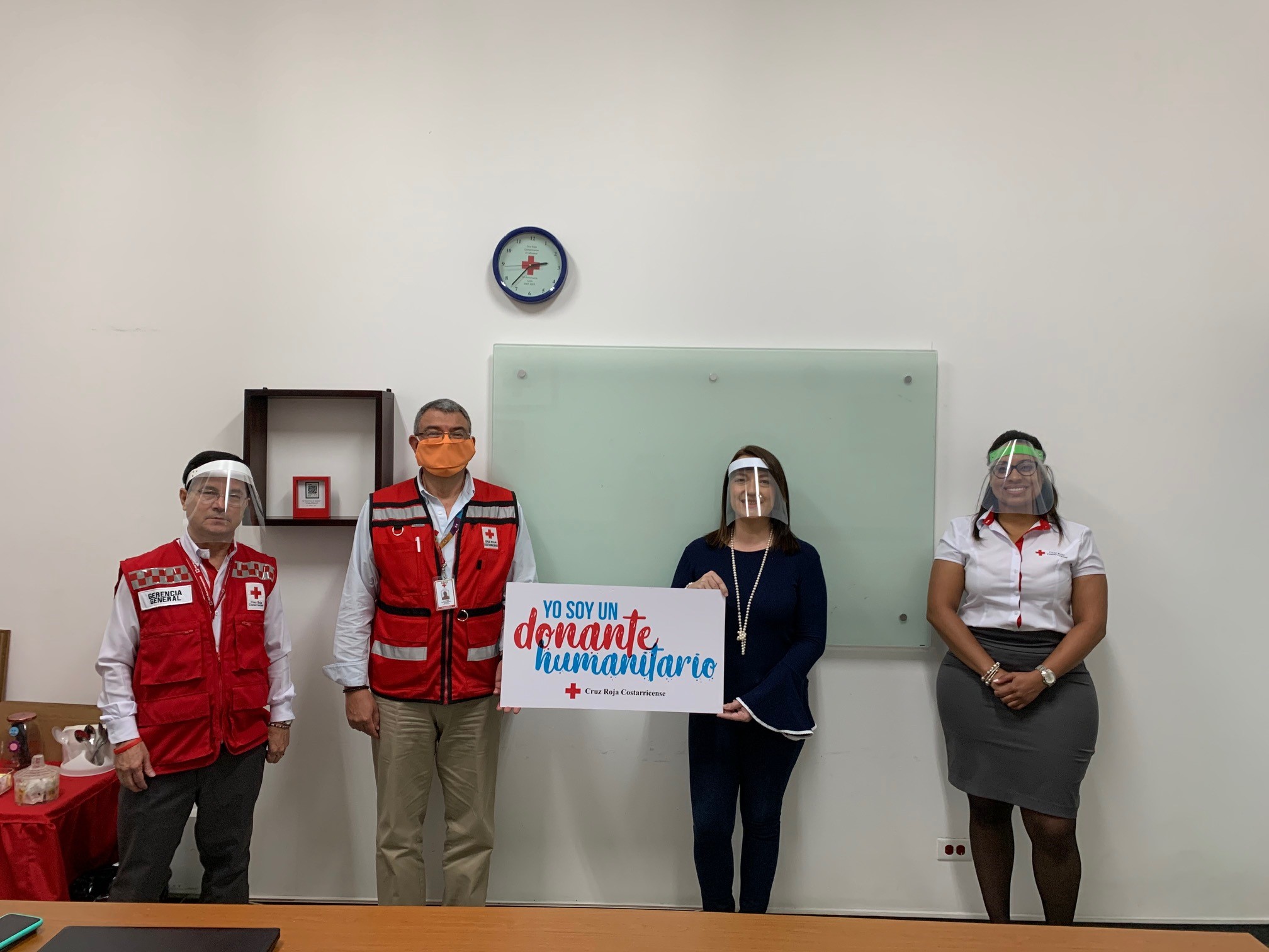 Imagen principal del artículo: Bayer dona 15 mil euros a la Cruz Roja costarricense para la lucha contra la pandemia