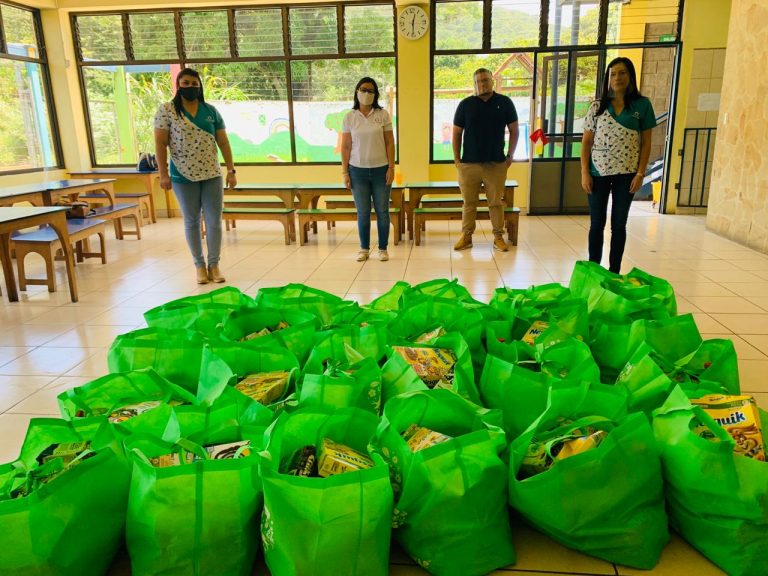 Fundación Génesis realiza campaña para apoyar a familias de Alajuelita afectadas por COVID-19