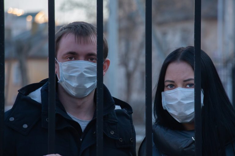 El confinamiento durante la pandemia: dos caras de la misma moneda