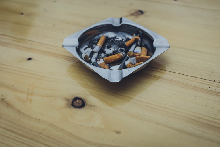 Instituto Nacional de Salud Pública de Holanda: "IQOS tuvo de 10 a 25 veces menos exposición a cancerígenos que los cigarrillos"