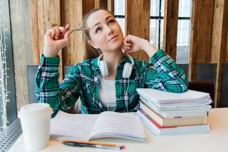 La Metodología de Aprendizaje en Servicio: grandes beneficios para la formación universitaria y la innovación social