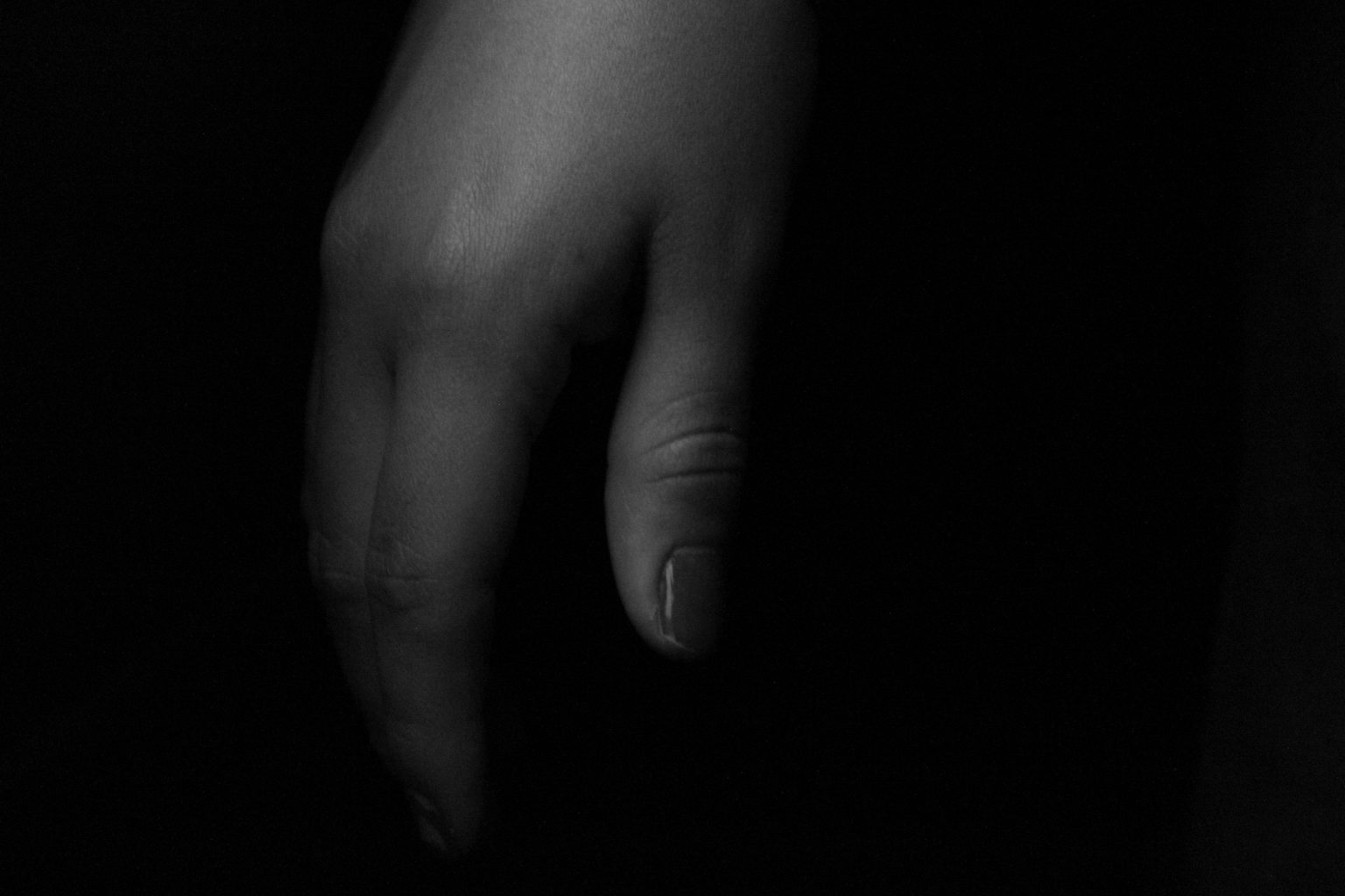 Imagen principal del artículo: ¿Por qué protocolos de investigación policial específicos en violencia contra las mujeres?