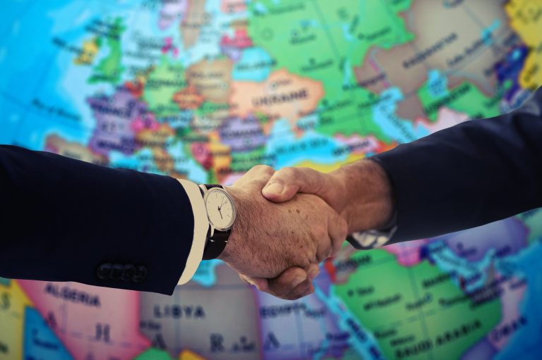 El arte de la negociación para evitar conflictos comerciales a nivel internacional