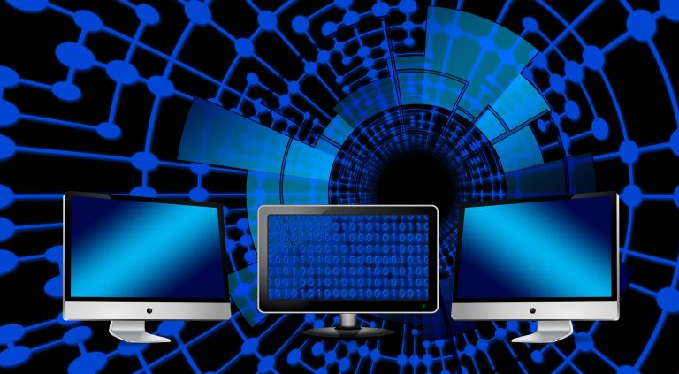 El uso práctico de las listas enlazadas para el almacenamiento de los datos del usuario