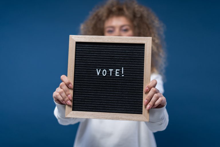 ¿Un voto más?; análisis cuantitativo del comportamiento electoral costarricense