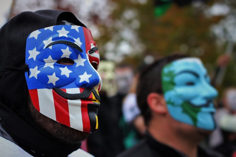 Democracy could be or not inevitable in a globalized world
