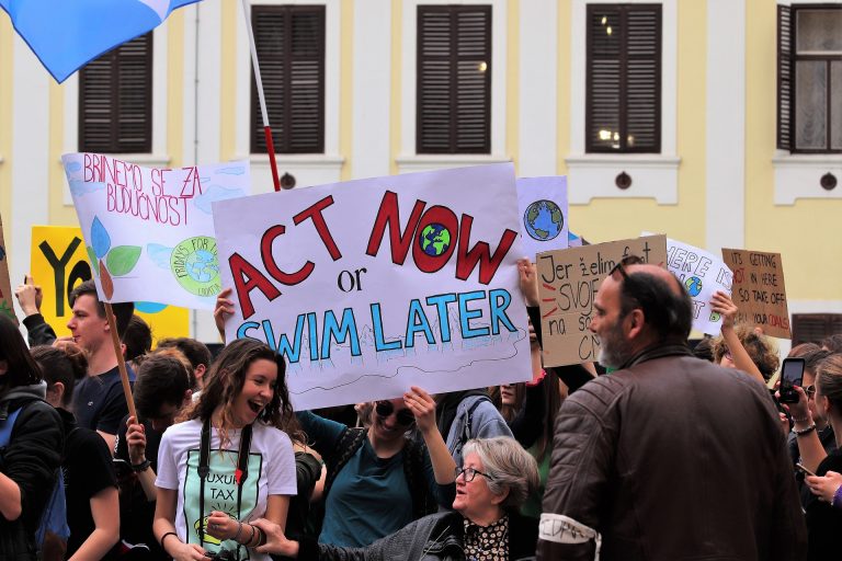 Las trascendentales acciones de las universidades alrededor del mundo para combatir el cambio climático