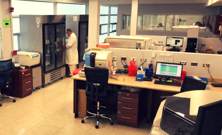 CCSS inicia regionalización de laboratorios: Hospital Monseñor Sanabria ya procesa pruebas COVID-19