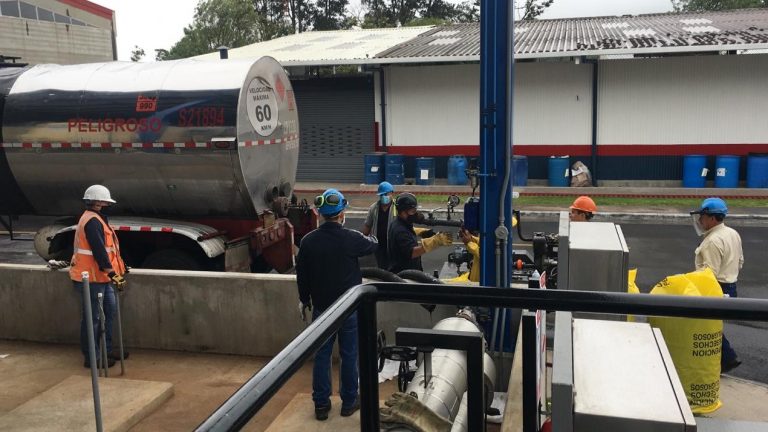 Aresep ordena a Recope restablecer entrega de emulsión asfáltica