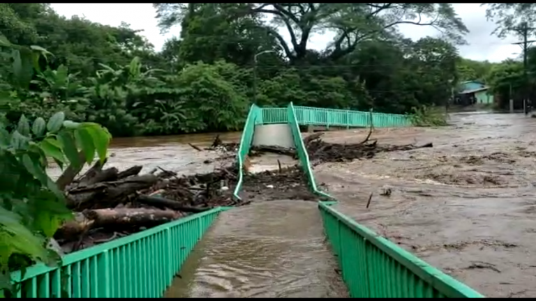 Fuertes lluvias envían 192 personas a 7 albergues en Guanacaste