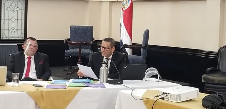 Director de Sinirube trasladó datos sensibles a asesor del Presidente sin firmar convenio previo